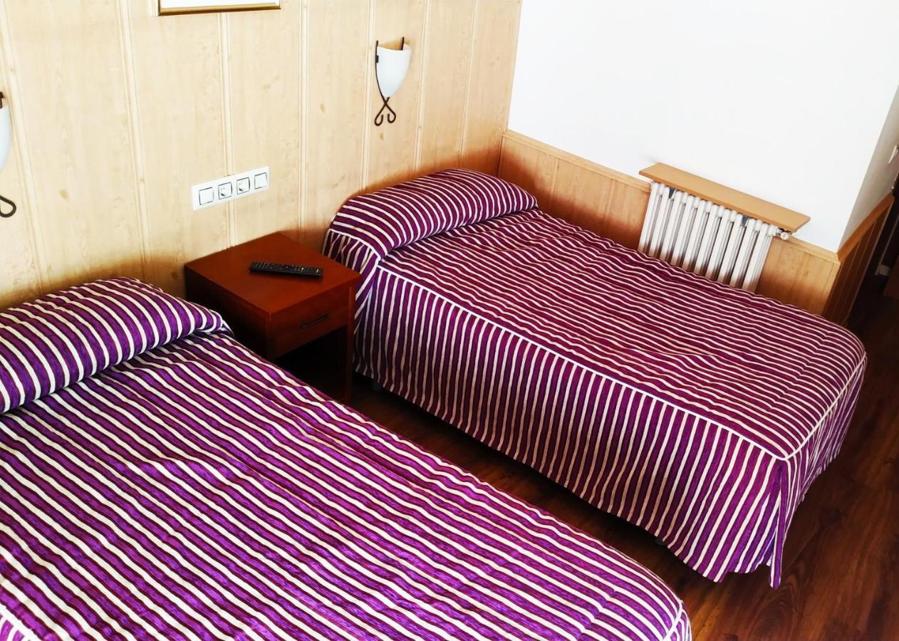 Hotel Rural Casa Ramiro Cedrillas Zimmer foto